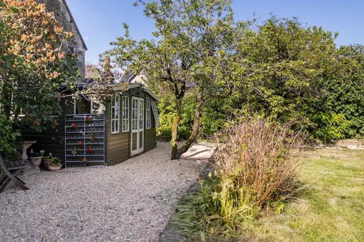 The Lodge - A Tranquil Escape Atworth Luaran gambar
