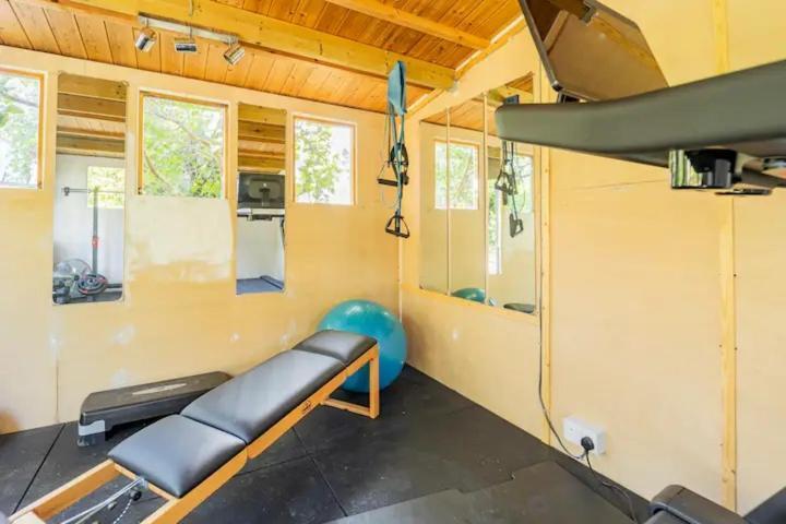 The Lodge - A Tranquil Escape Atworth Luaran gambar